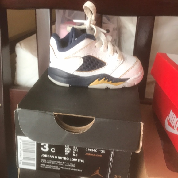 Jordan Retro 5 infants - Picture 2 of 2